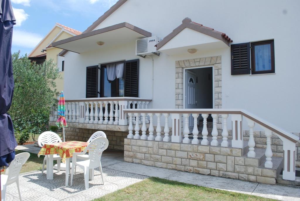 Apartment Mirjana Бибине Екстериор снимка